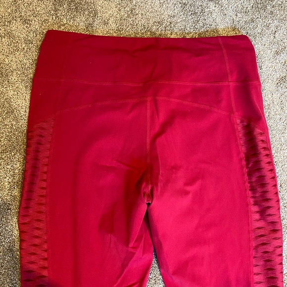 MPG Pink Leggings with Mesh Side Detail - Picture 3 of 10